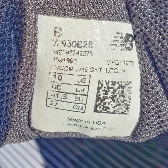 NEW BALANCE Sneakers Black Grey Sz 10 Womens - Picture 12 of 12